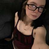 petiteemo049 from onlyfans